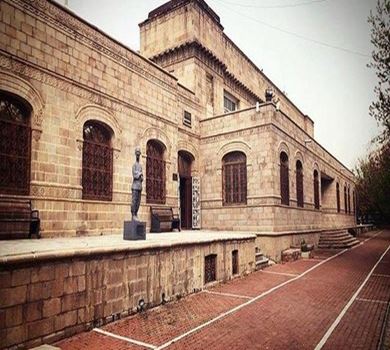 Рядка колекция от карикатури в Музея на карикатурата в Табриз